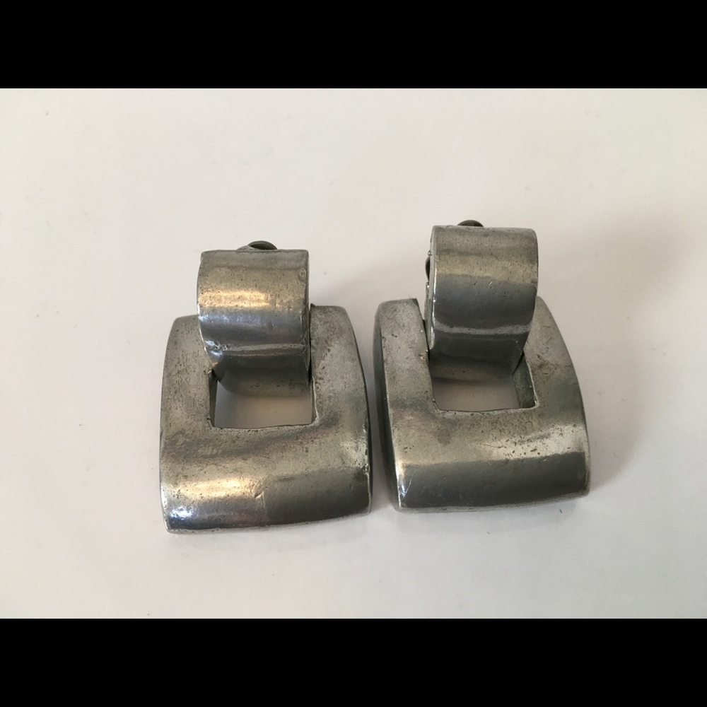 Hinged rectangle earring. Vintage clip-on earrings. Ciner.